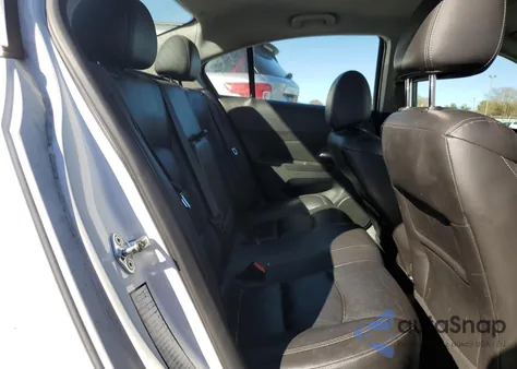 2015 Chevrolet Cruze Lt из США, поврежденный, VIN 1G1PE5SB3F7219829